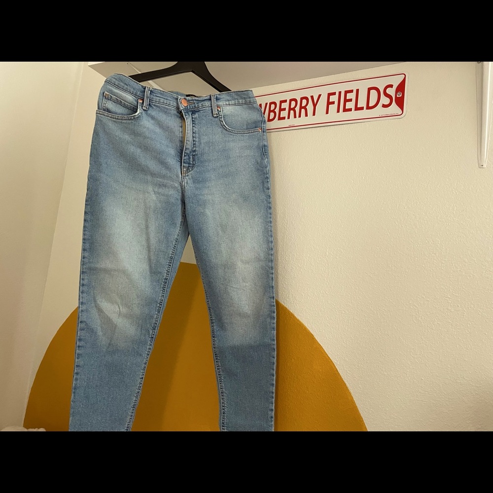 Lee Jeans